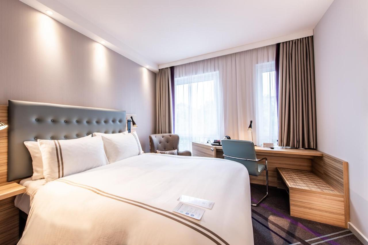 Premier Inn Hannover City University Экстерьер фото