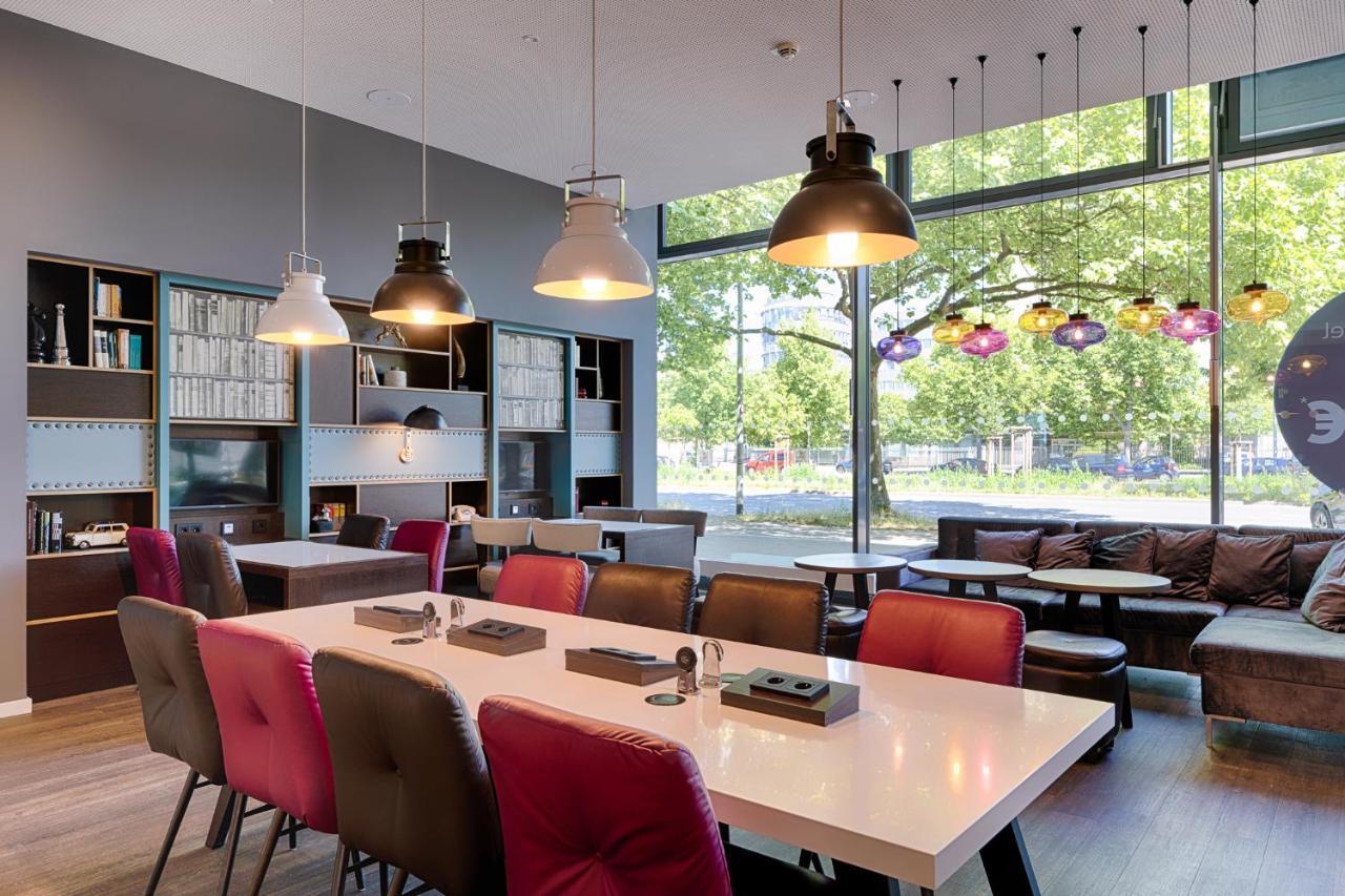 Premier Inn Hannover City University Экстерьер фото